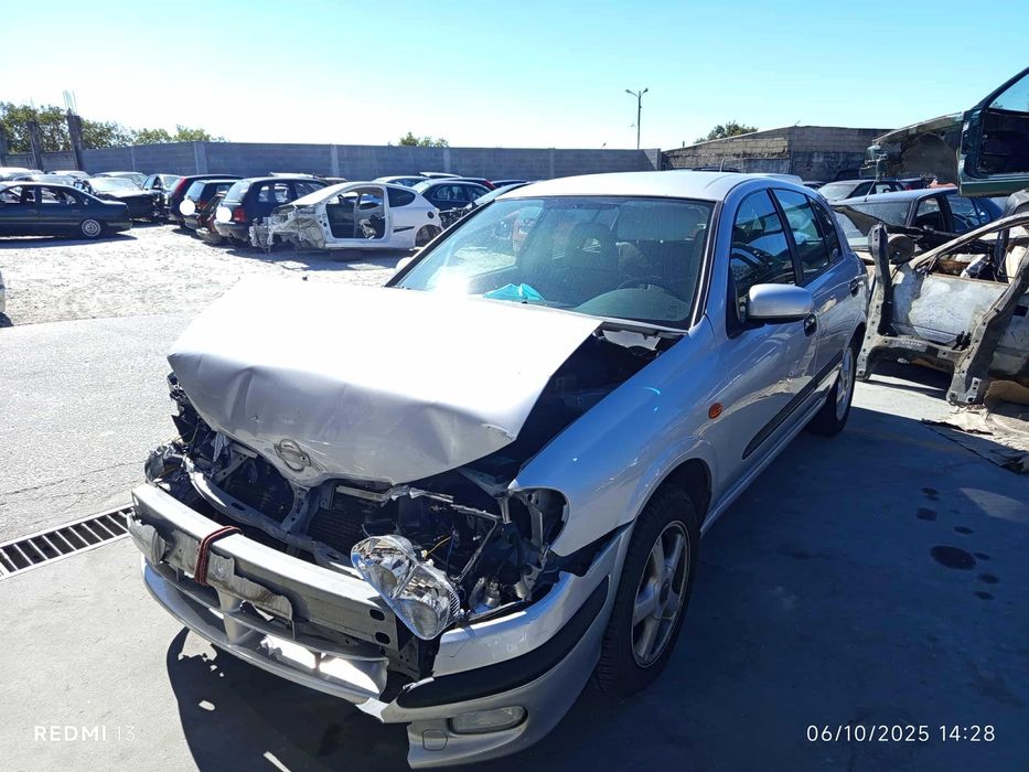 Para peças Nissan Almera N16 1.5I ano 2001