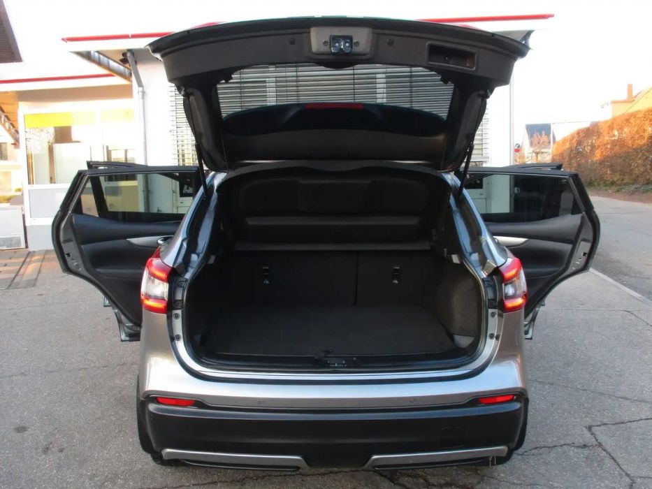 Nissan Qashqai      2019