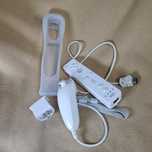Zestaw Kontrolerów do Nintendo Wii Pilot Nunchuk + etui