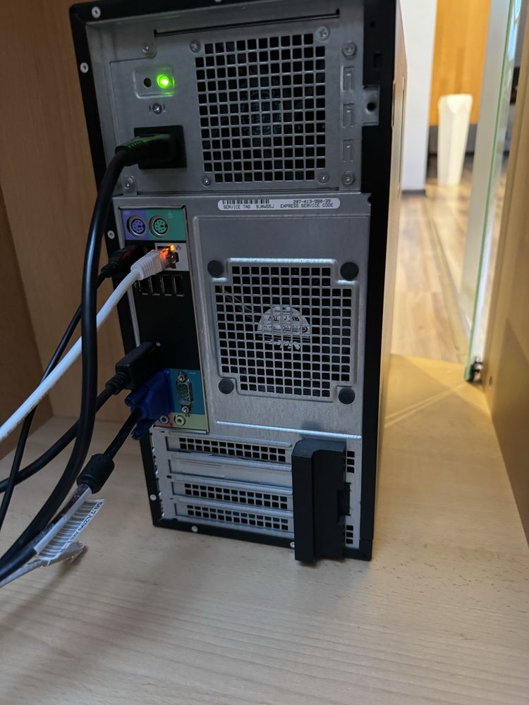 Komputer Dell Optiplex 790 + dwa monitory zestaw
