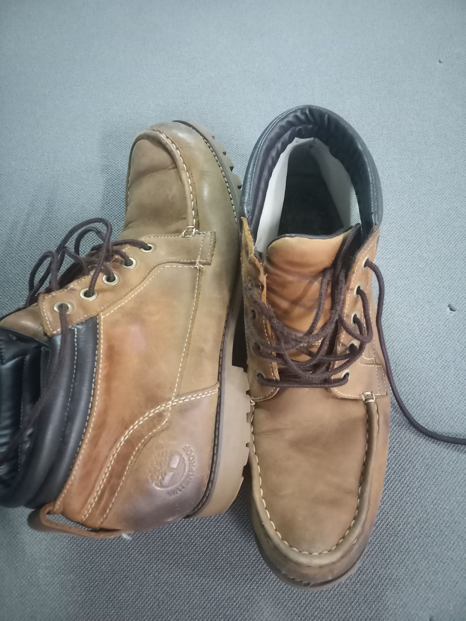 Sapatos botas homem TIMBERLAND tamanho 45