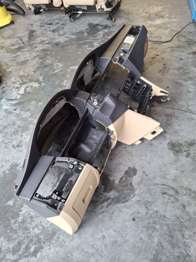 Deska Rozdzielcza Kokpit BMW E60 E61 Przed Lift Kluczyk