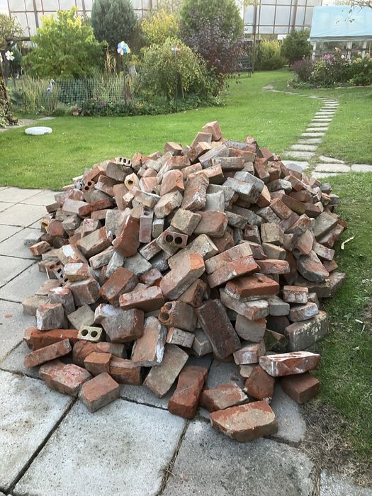 Cegła rozbiórkowa za darmo
