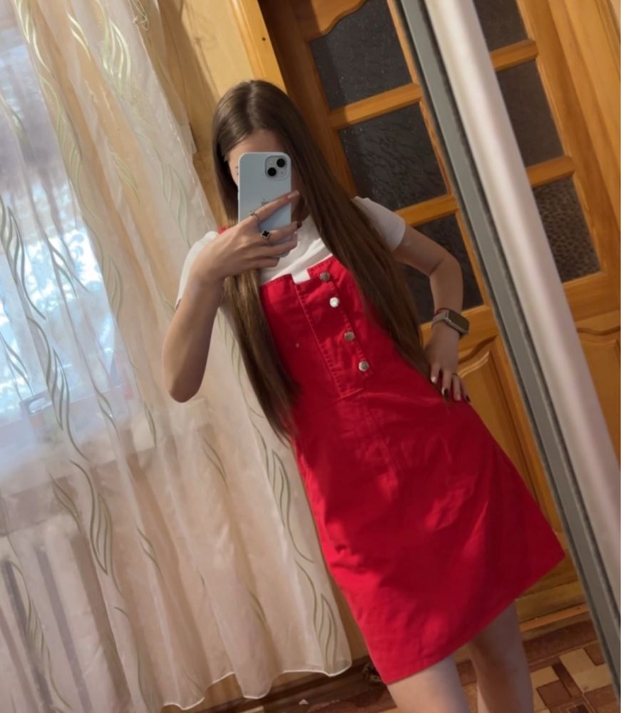 Сарафан червоний