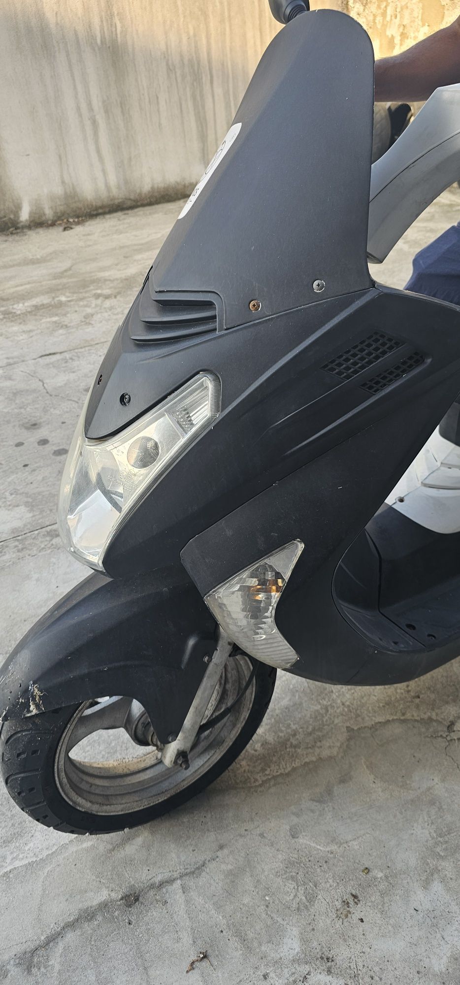 Moto benneng 125 gasolina
