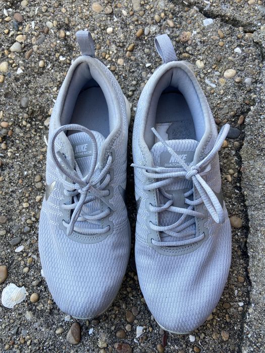 Sapatilhas Nike cinza