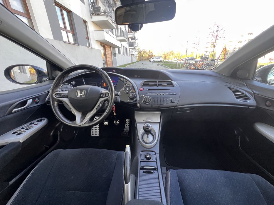 Honda Civic 8 ufo 1.8 benzyna + lpg