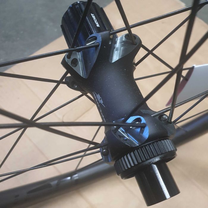 Koło rowerowe tył Dt Swiss Grc 1400 Spline gravel shimano kol21