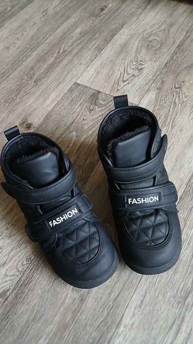 Зимове взуття 36 розмір