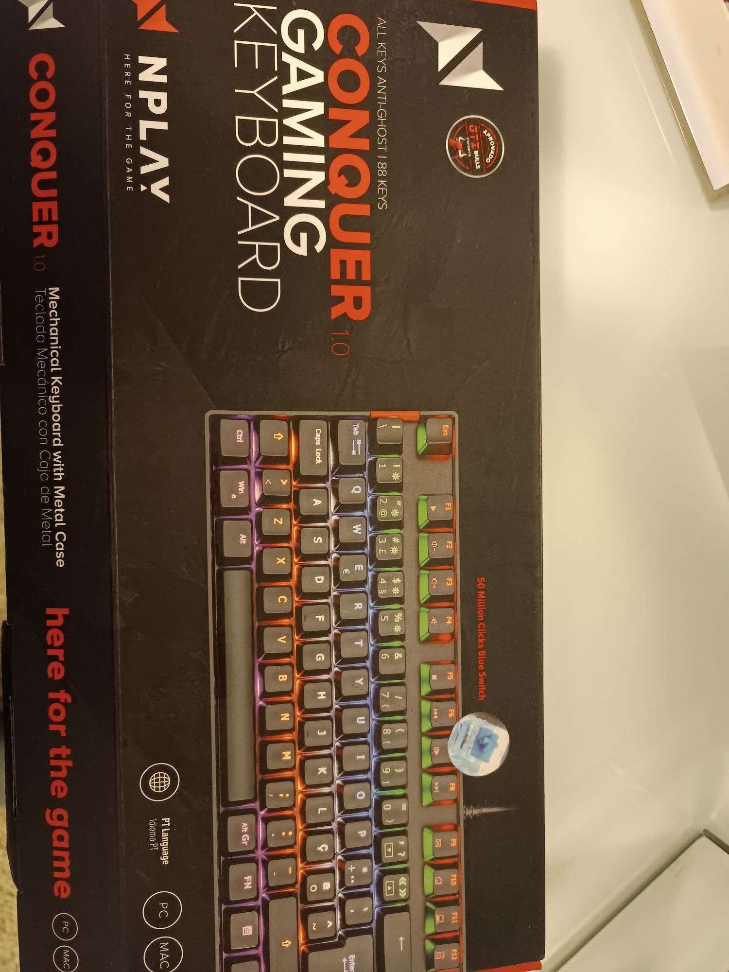 Venda de Teclado Conquer 1.0