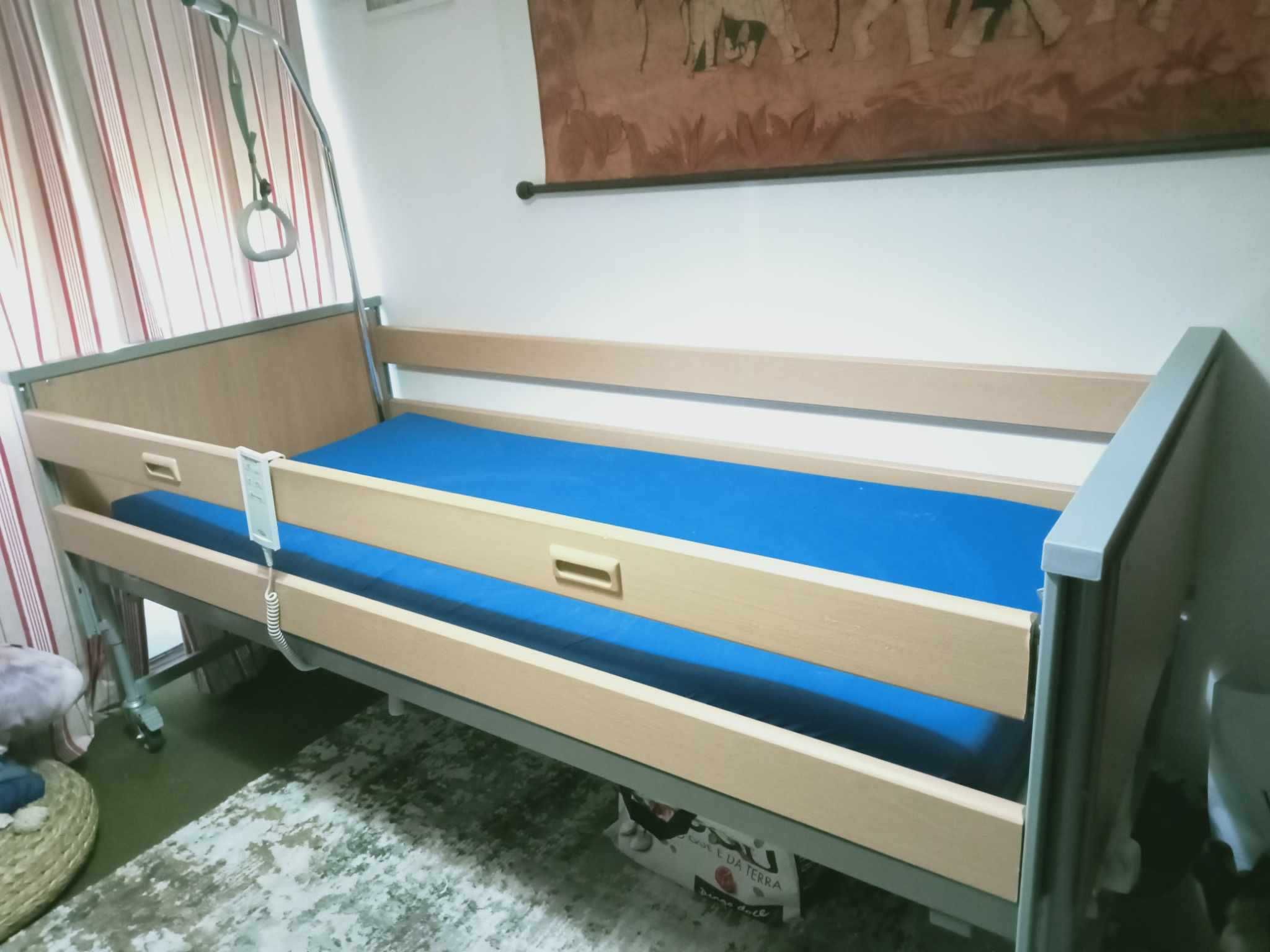 Cama Articulada com colchão Anti-escaras