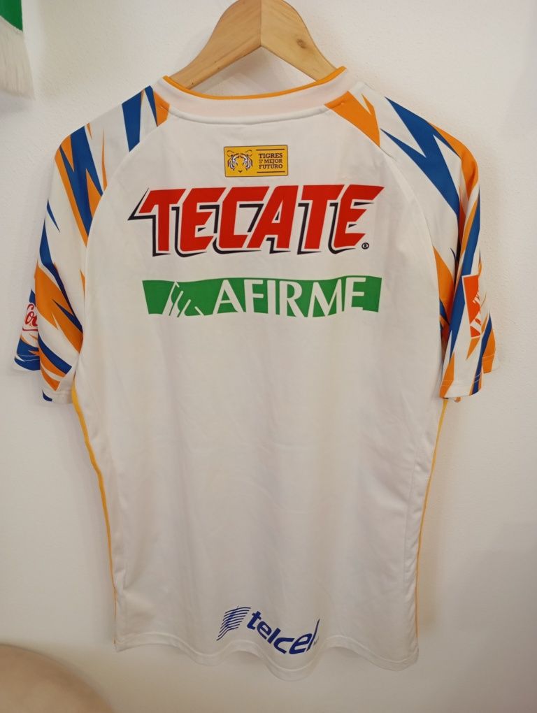 Camisola dos tigres