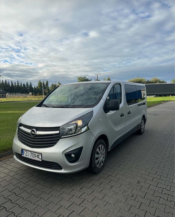 Przewóz osób transport okazjonalny wesela lotniska imprezy