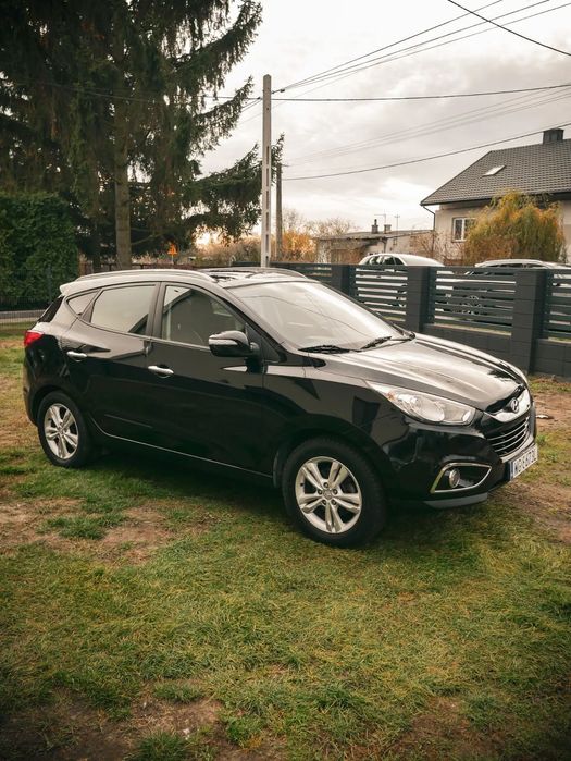 Hyundai ix35 *Benzyna*Led*Navi*Czujniki parkowania*Szklany dach!