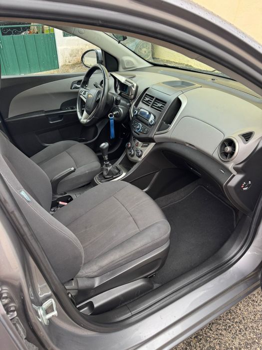 Aveo 2011 com poucos km