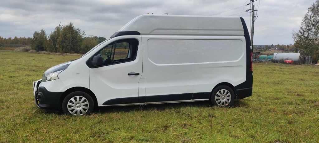 Renault Trafic wysoki 2016 diesel