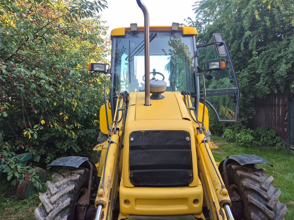 Koparko-ładowarka New Holland NH95