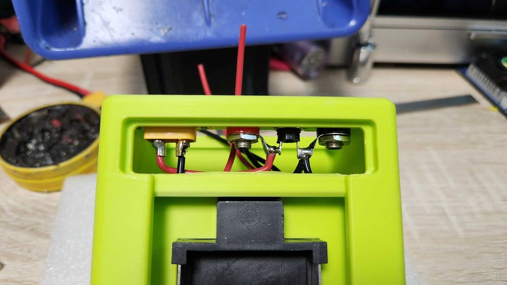 Корпус для модуля (RK6006, ZK-5KX, XY5008 и др) под аккумулятор Makita