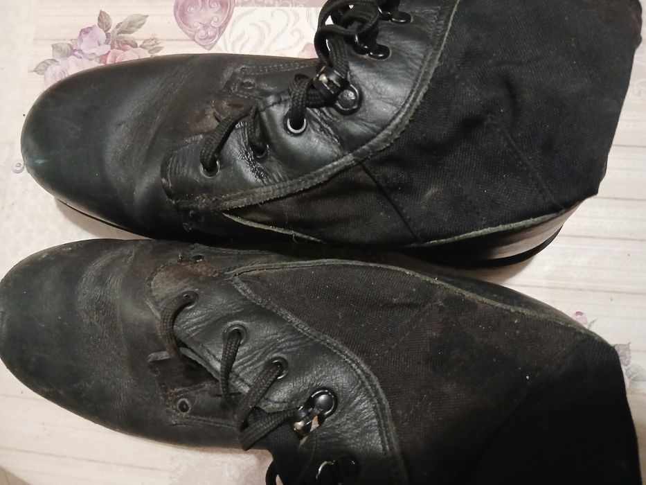 Черевики, берці шкіряні чоловічі