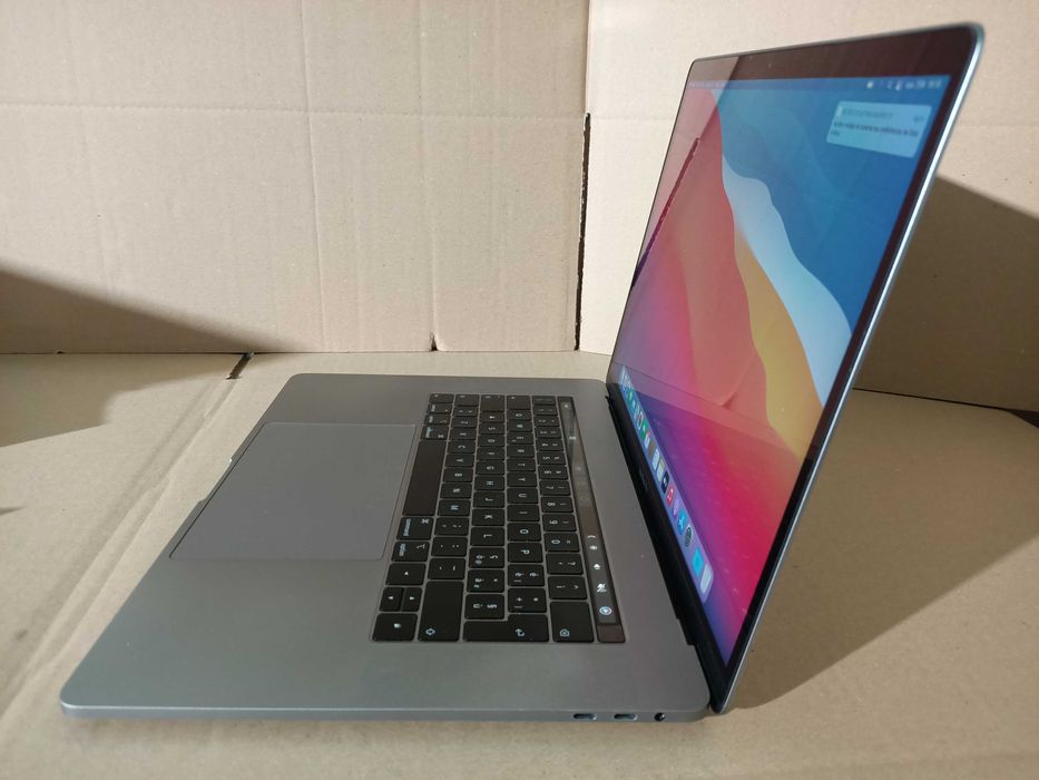 Macbook Pro 15,1 i7-8850H Disco Rigido 1000GB