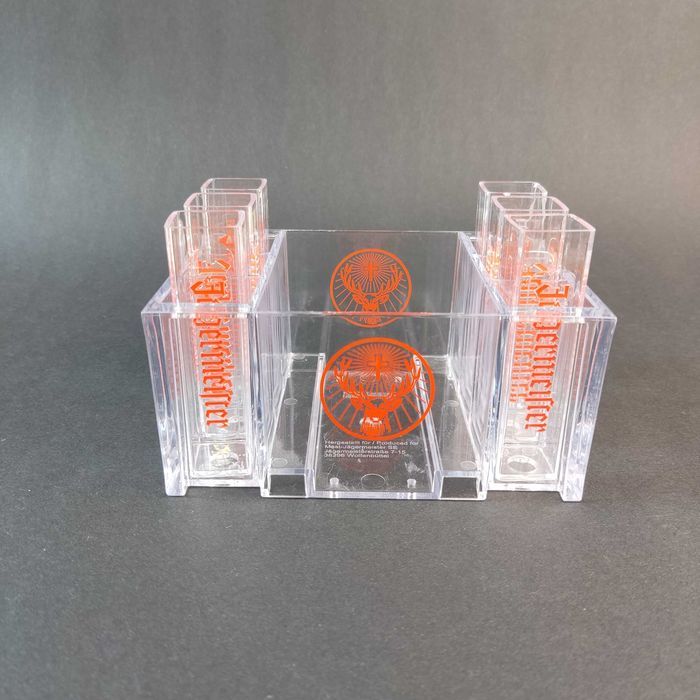 Unikatowa podstawka + 6 sztuk kieliszków Jagermeister