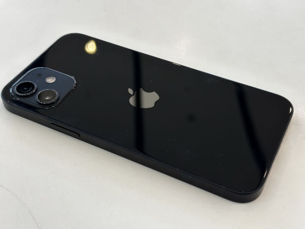 Apple iPhone 12 64GB Czarny/Black - używany