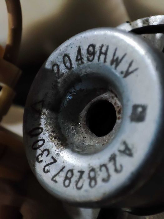 Паливний насос Jeep Cherokee