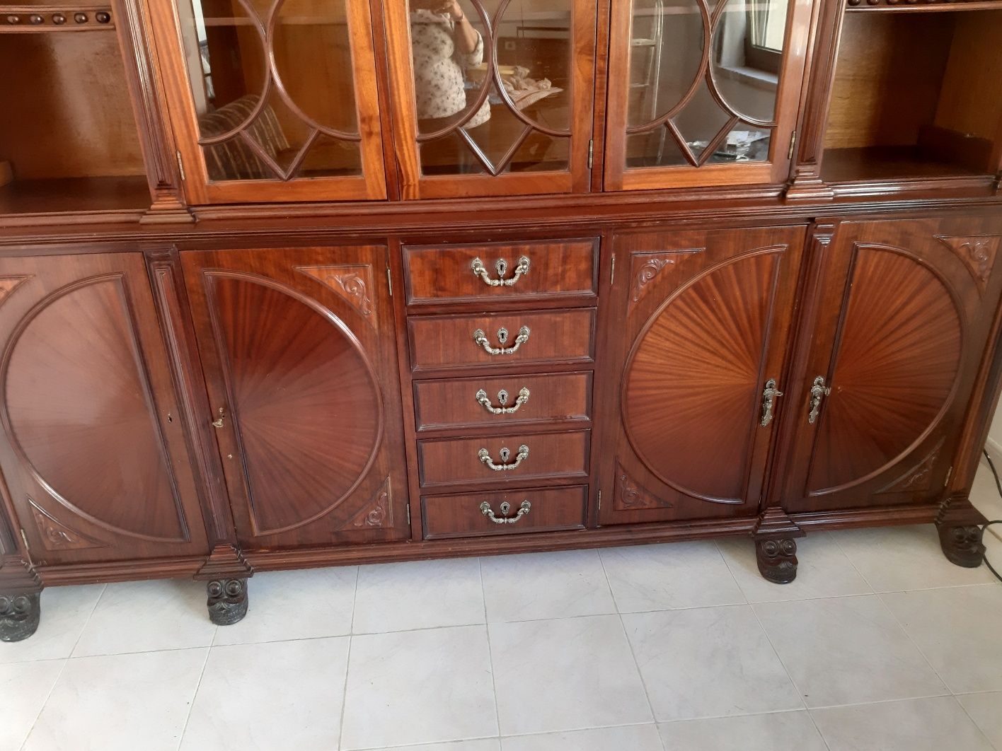 Móvel Sala+Mesa+8 cadeiras   Antigo - Mto Bom Estado