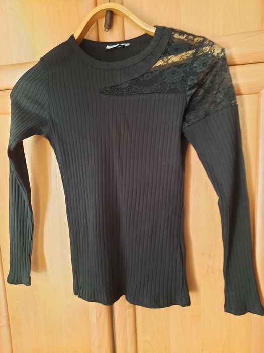 Кофта чорна розмір S