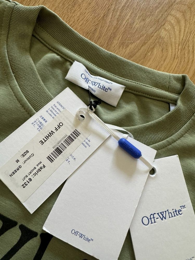 T-shirt Off-White verde tropa tam. M nova
