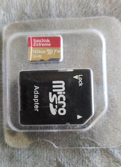 Karta pamięci SanDisk Extreme 1024 GB+ adapter.