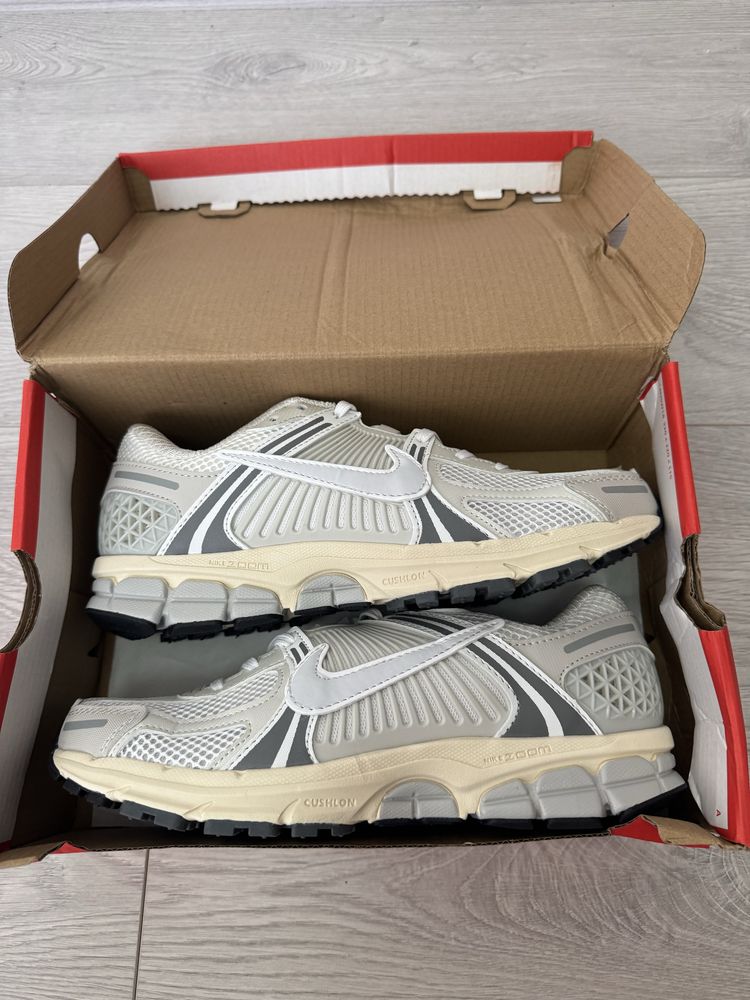Nike Zoom Womero 5 White