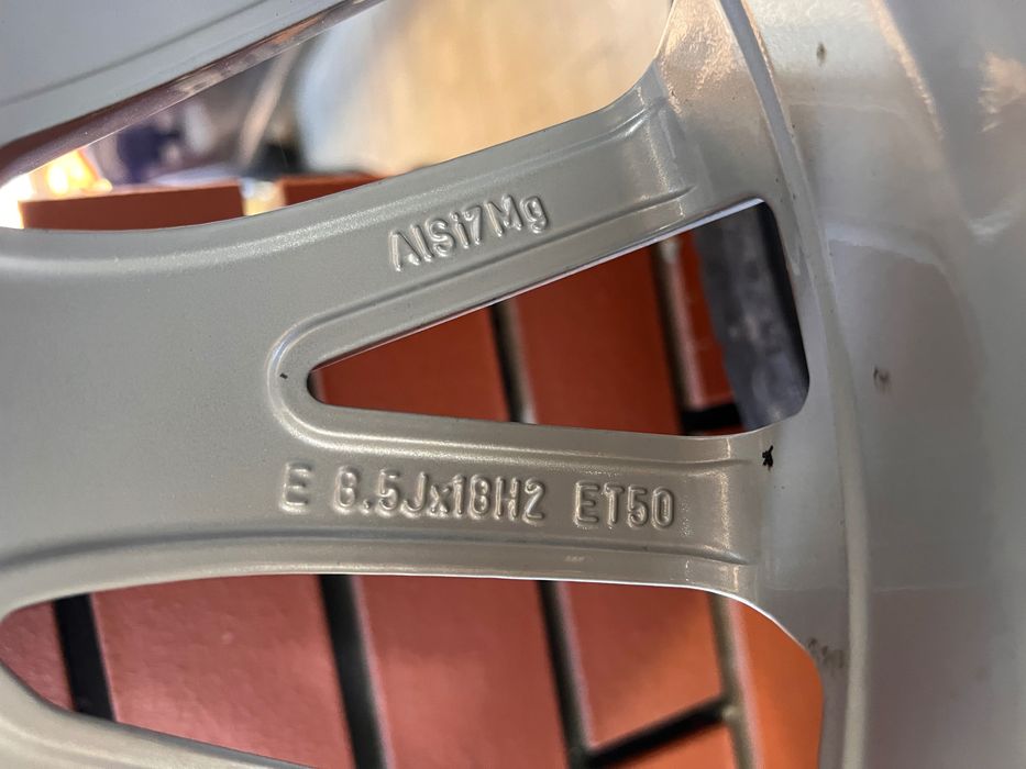 Koła Zima Audi A3 VW Skoda Seat 18" 5x112 ET50 8,5J Dunlop 245/40 R18