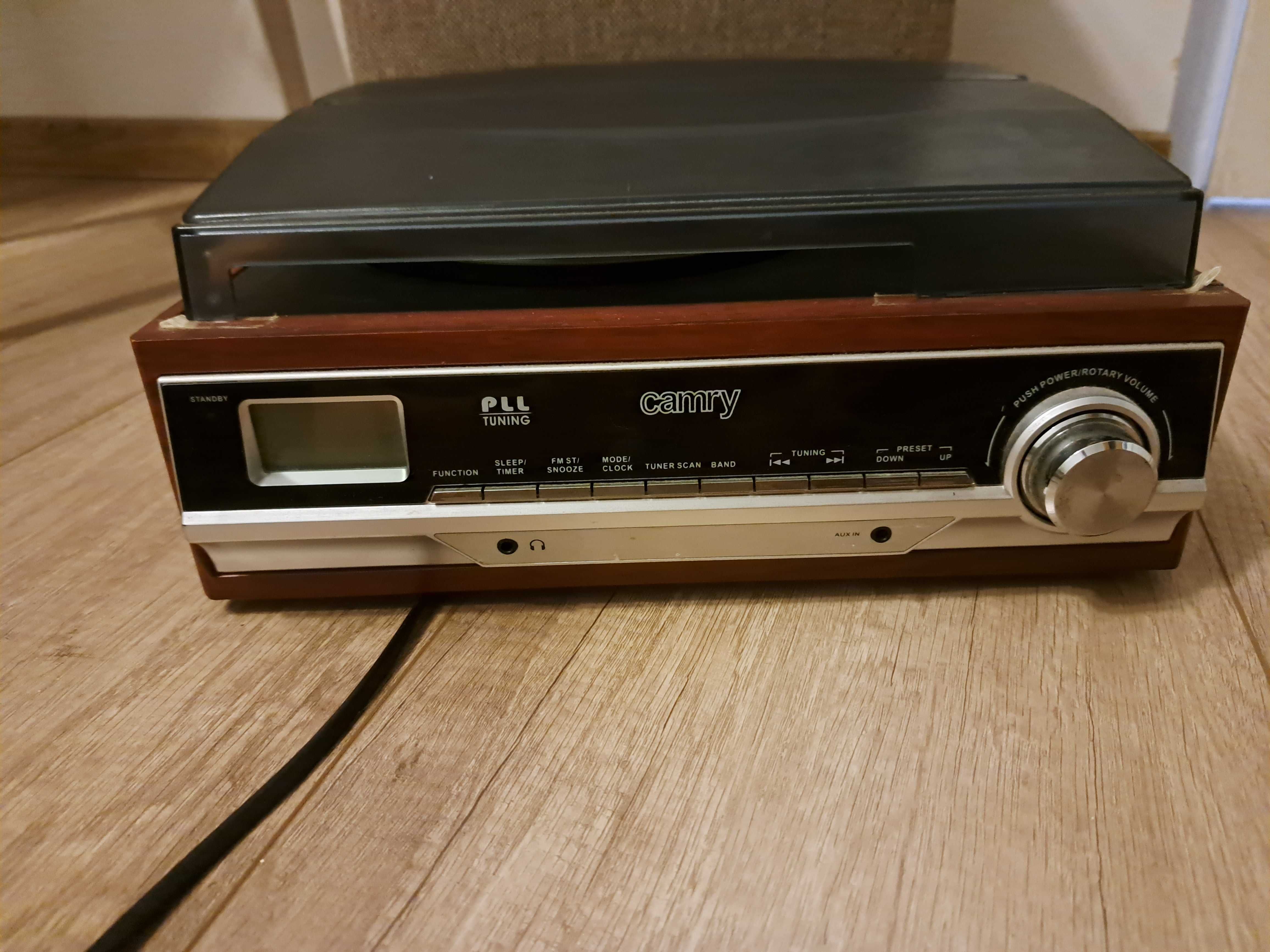 Radio gramofon Camry CR1113