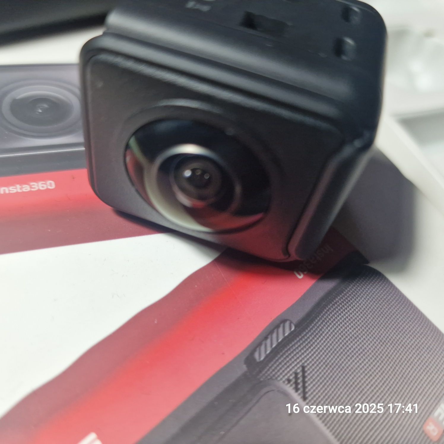 Kamerka Insta360 one r Twin edition uszkodzona