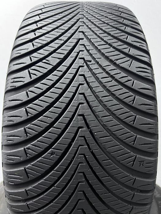2шт всесезонні 245/45/R18 2022р Kumho Solus 4S HA 32