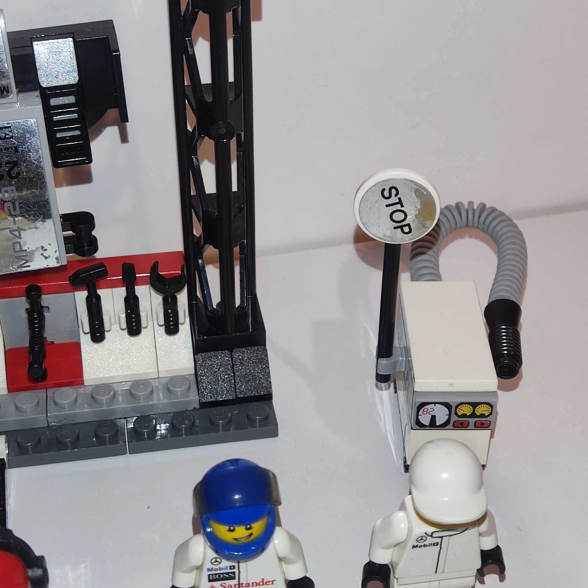 LEGO 75911 Speed Champions - Pit Stop McLaren Mercedes