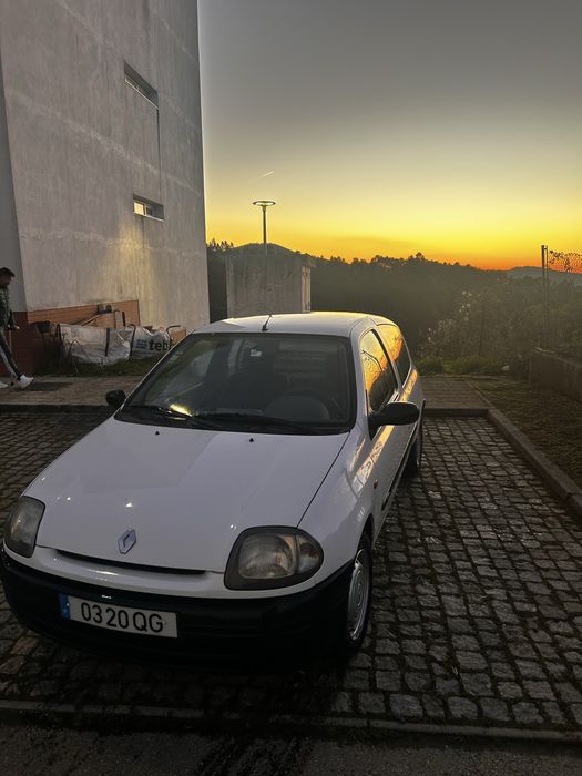 Renault clio  1.9D