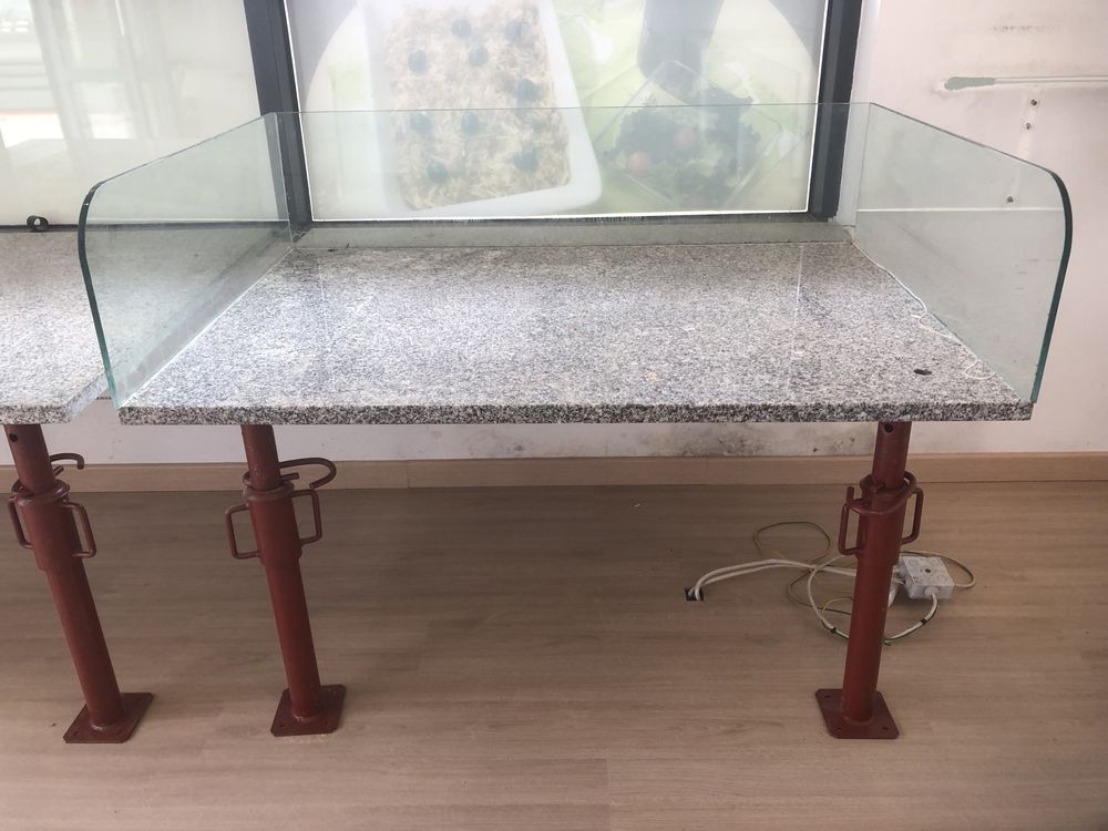 Bancadas de serviço em marmore