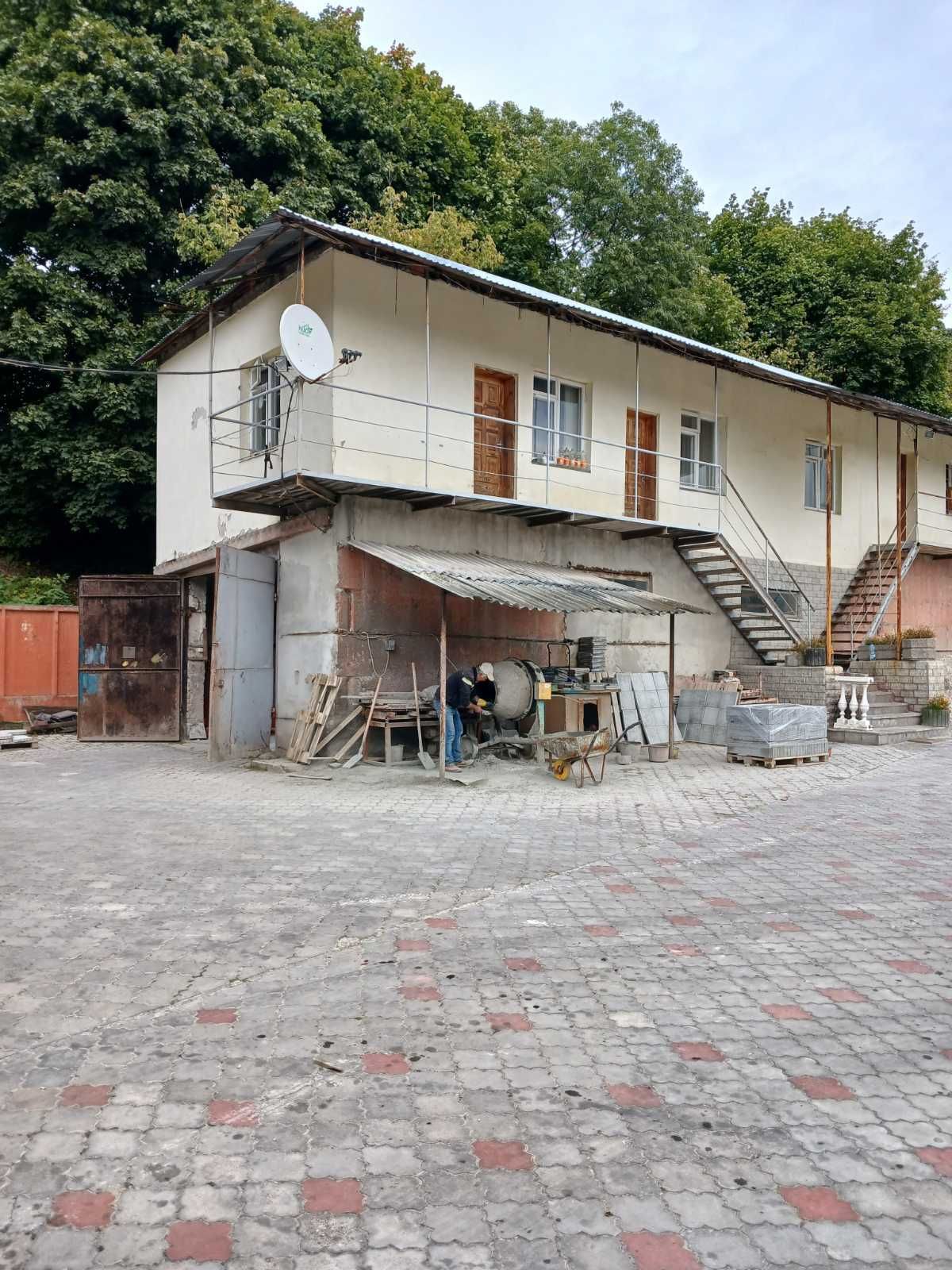 Продаж виробничо-складських приміщень у м. Львів