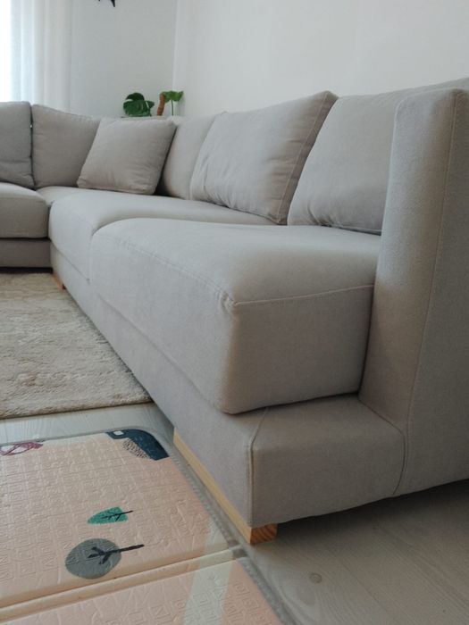 Sofá de canto cinza da HOmy Casa