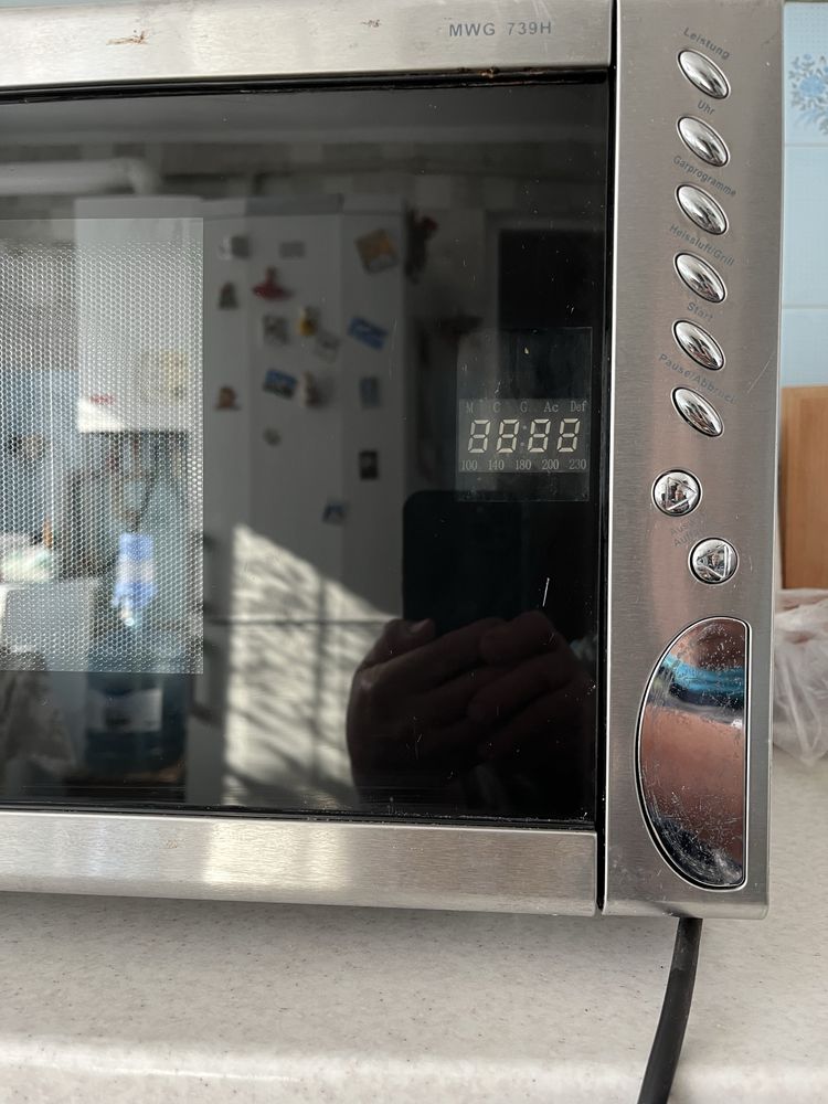 Мікрохвильова піч Clatronic MWG 739 H