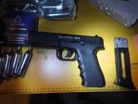 PISTOLA Co2 4,50 WINGUN W119 Special Force e conjunto completo de tiro