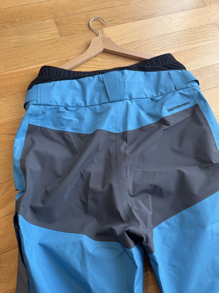 Komplet na narty Peak performance Gore-tex w Shielder R&D M-L