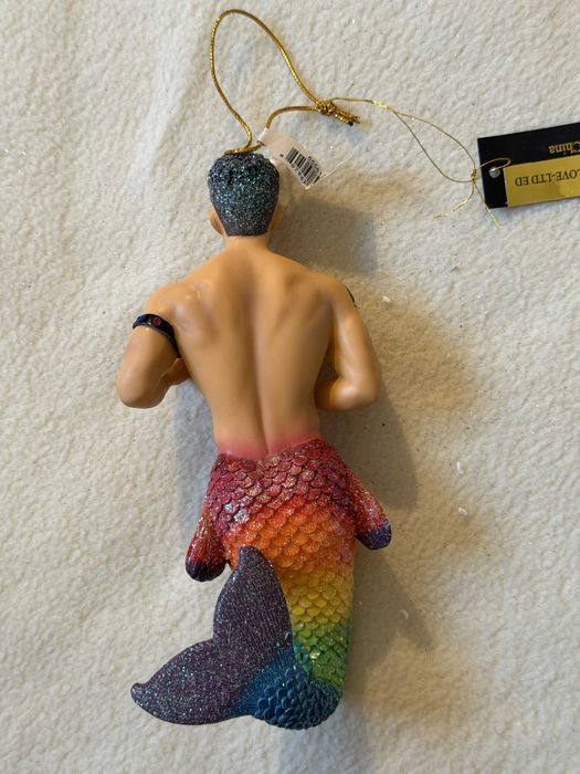 Enfeite sereio merman em porcelana com glitter – vários