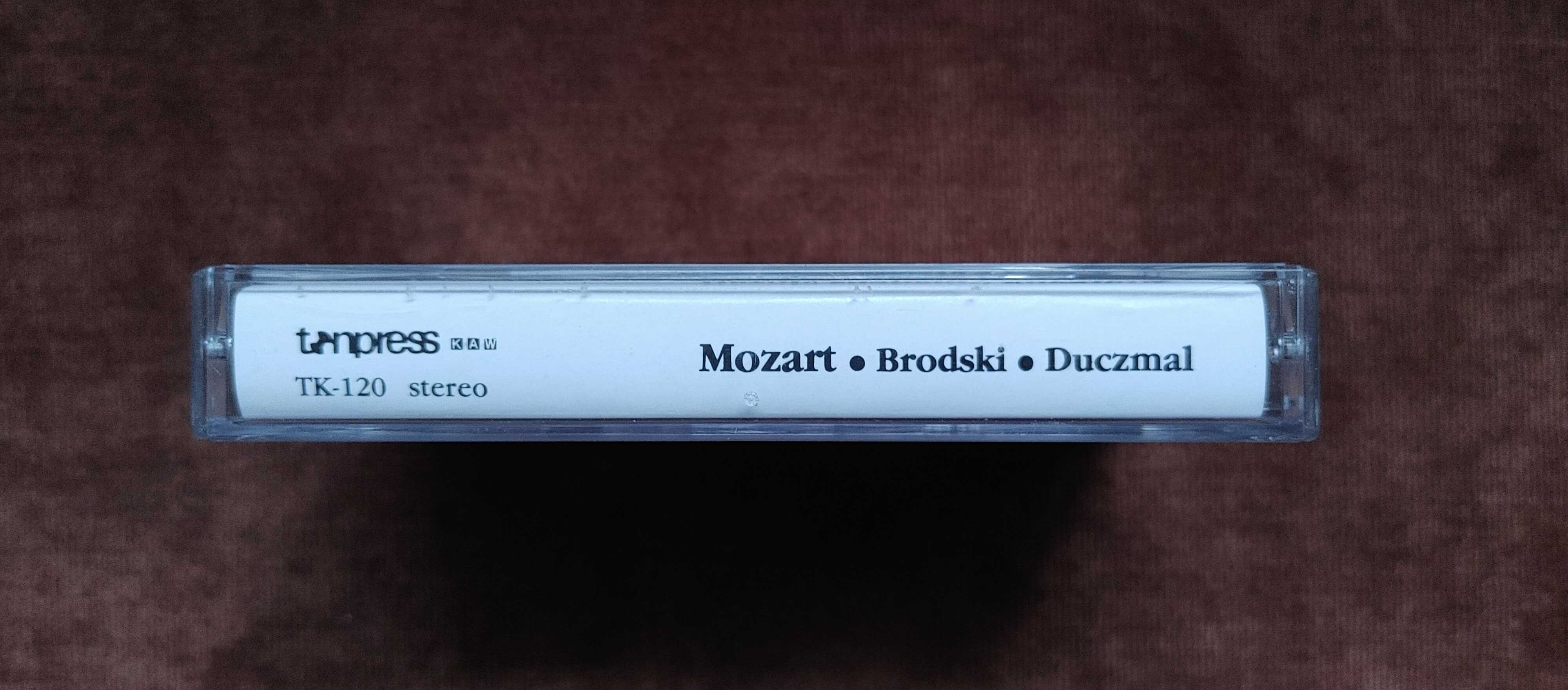 Mozart, kaseta magnetofon, stan b. dobry