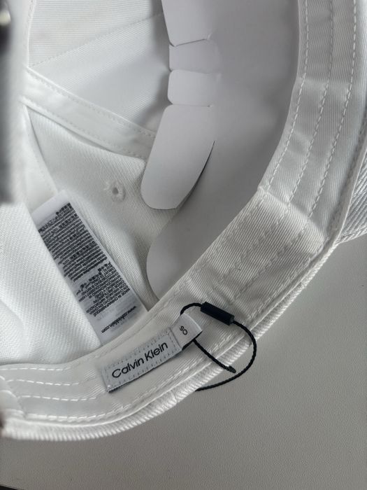 Czapka z daszkiem Calvin Klein nowa z metką biała