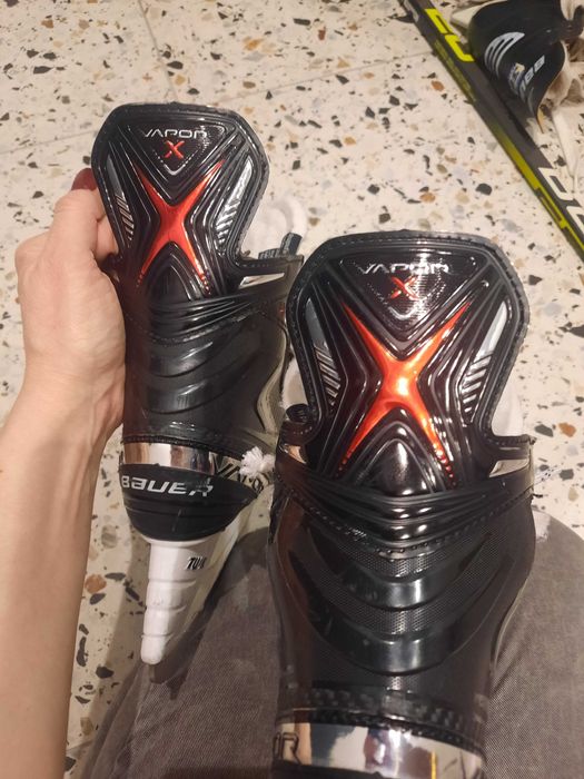 Komplet sprzęt hokejowy z torbą 8/10 lat