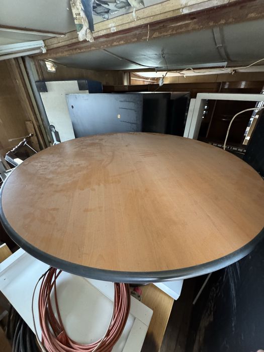 Mesa Redonda usada bom estado