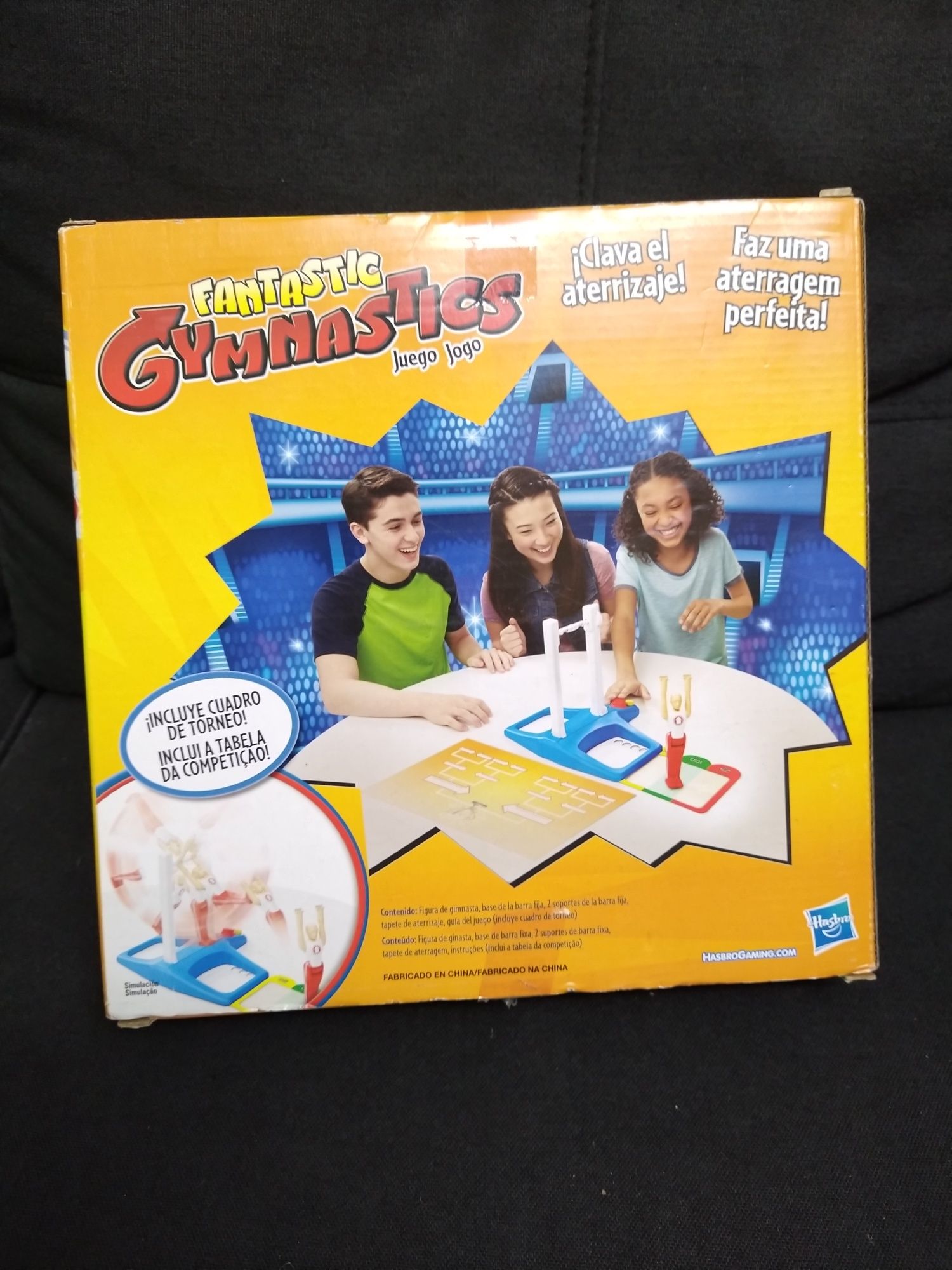 Fantástico jogo de ginástica da Hasbro.